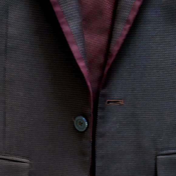 Maroon Burgundy Men Toxedo Blazer Size 38 a must have ! - Picture 3 of 9